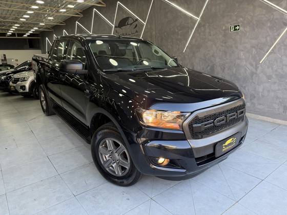 FORD RANGER 2.2 XLS 4X4 CD 16V DIESEL 4P AUTOMÁTICO FORD RANGER 2.2 XLS 4X4 CD 16V DIESEL 4P AUTOMÁTICO